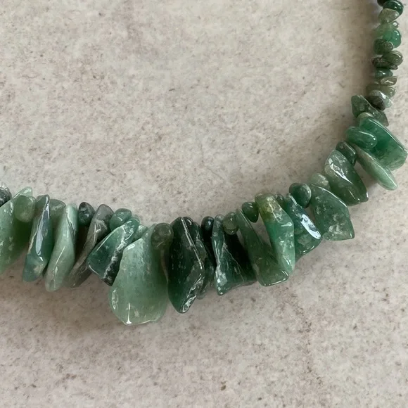 Chunky green aventurine necklace - Picture 3 of 5